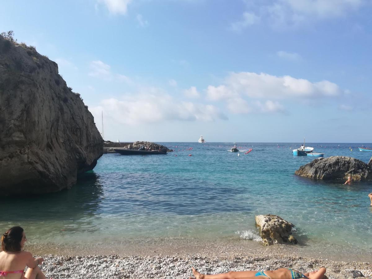 La Finestra Sui Faraglioni Apartment Capri Bagian luar foto